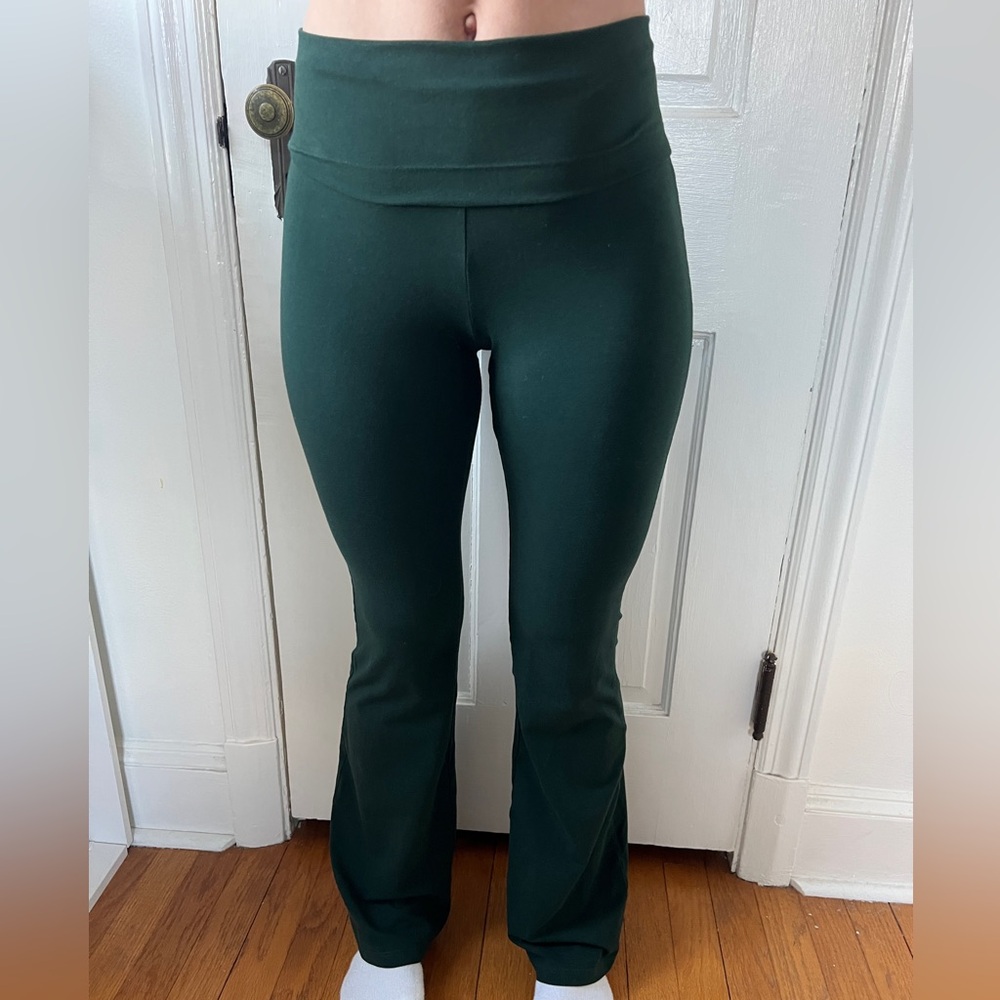 Aritzia Sunday Best Yoga Pants